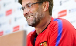 Jürgen Klopp má záujem stiahnuť mladých hráčov Barcelony do Red Bullu